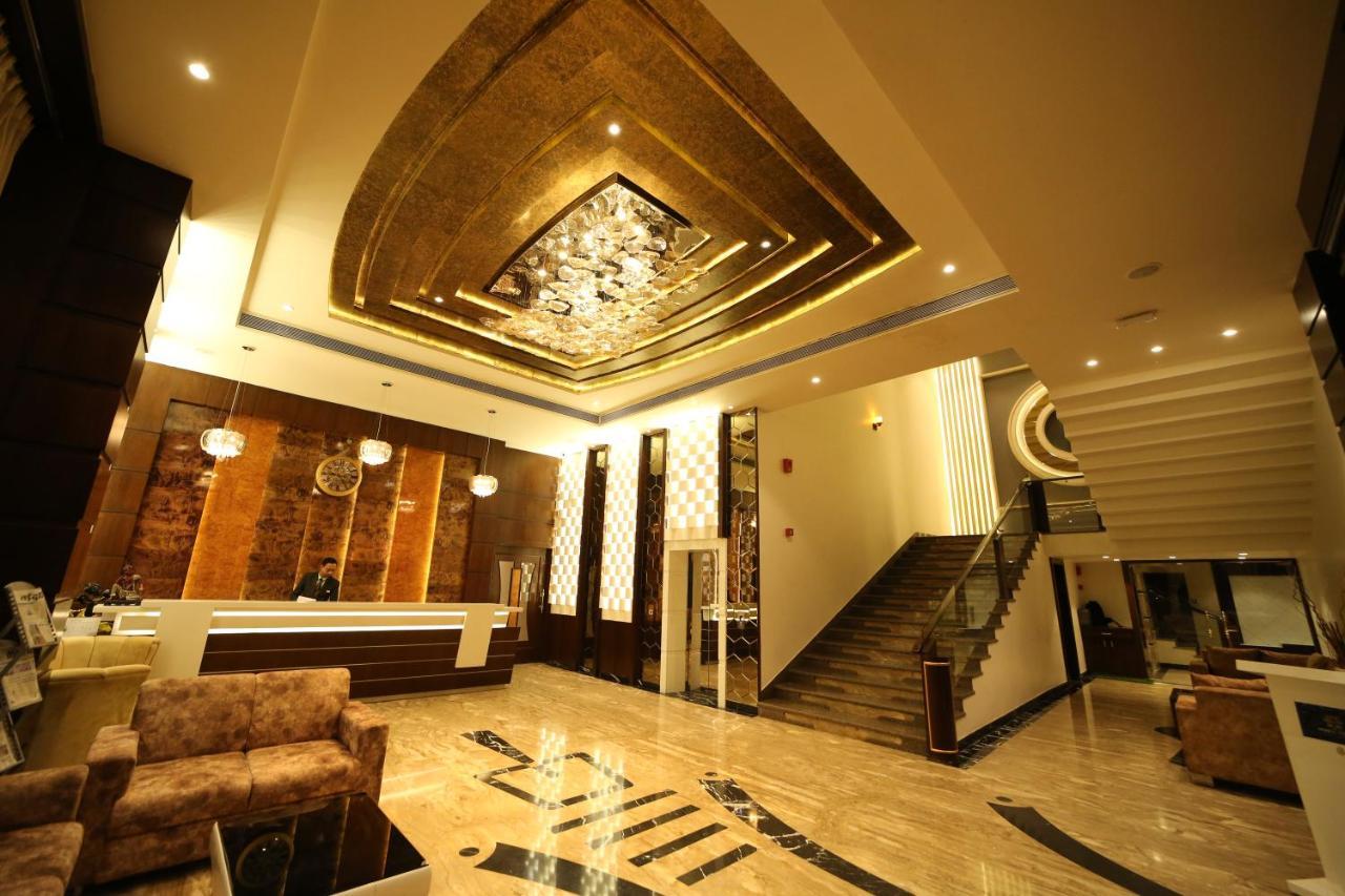 Hotel Prince Viraj 贾巴尔普尔 外观 照片