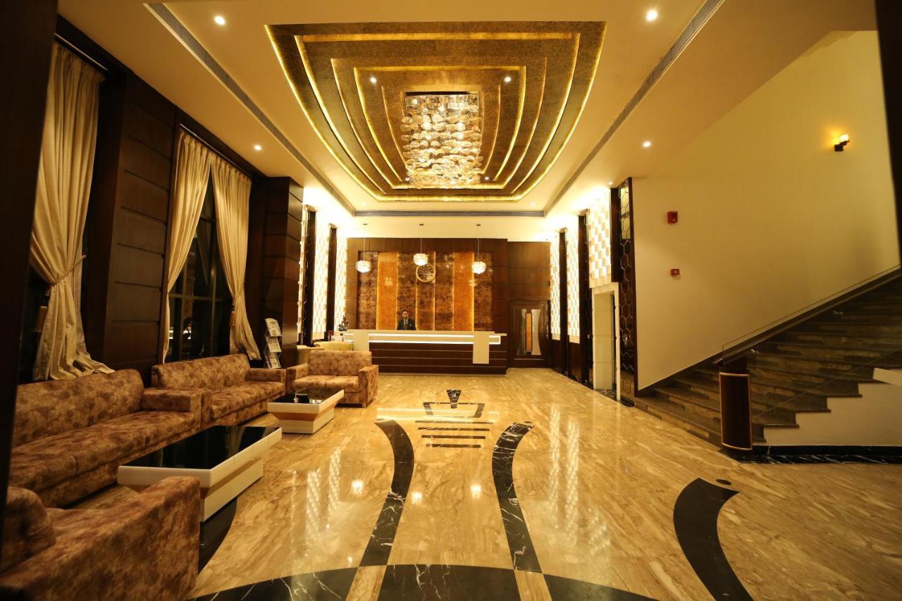 Hotel Prince Viraj 贾巴尔普尔 外观 照片
