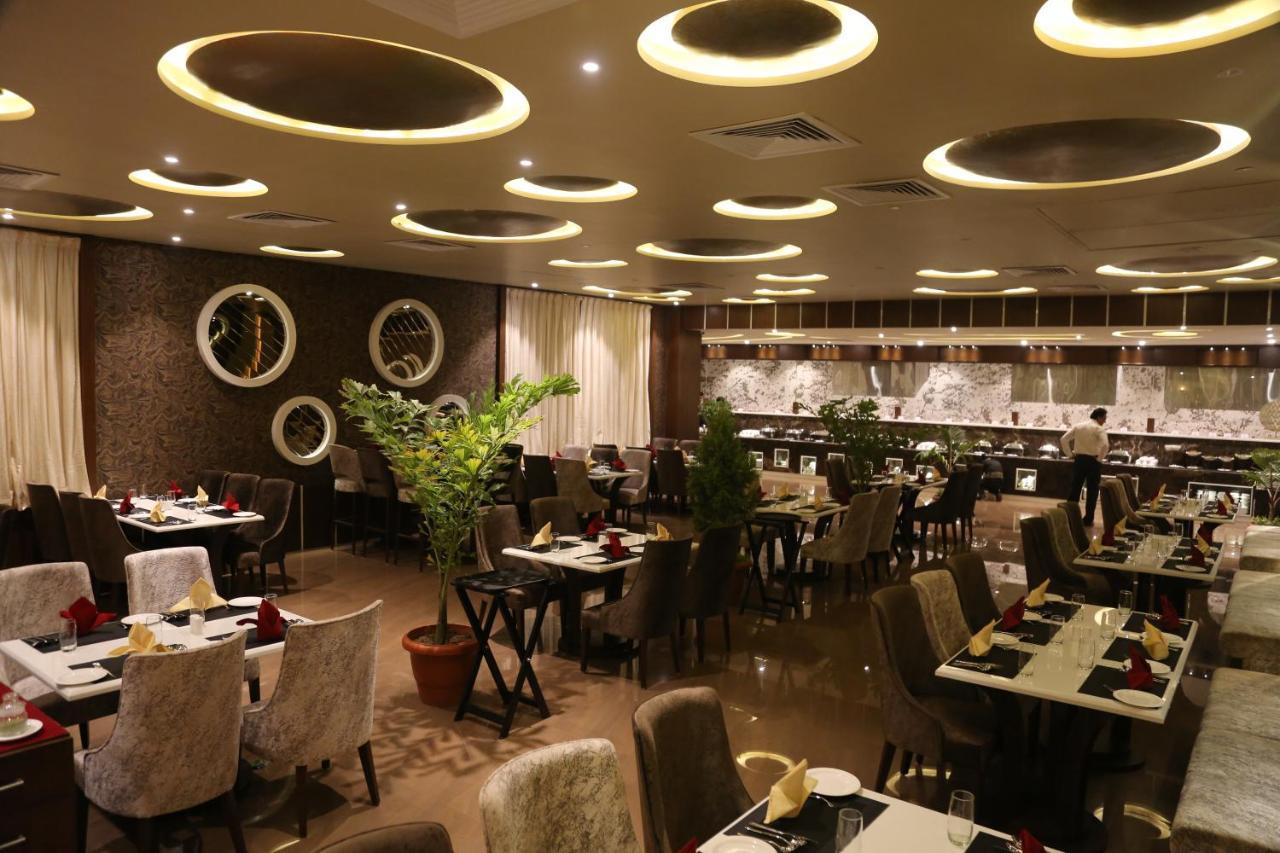 Hotel Prince Viraj 贾巴尔普尔 外观 照片