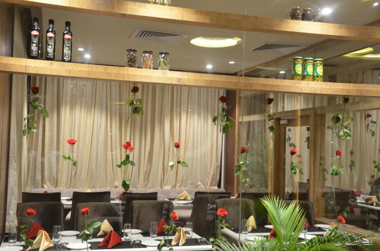 Hotel Prince Viraj 贾巴尔普尔 外观 照片